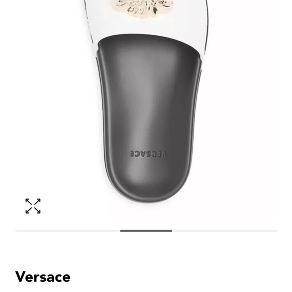 Like new Versace white pool slides 7 - Picture 3 of 8